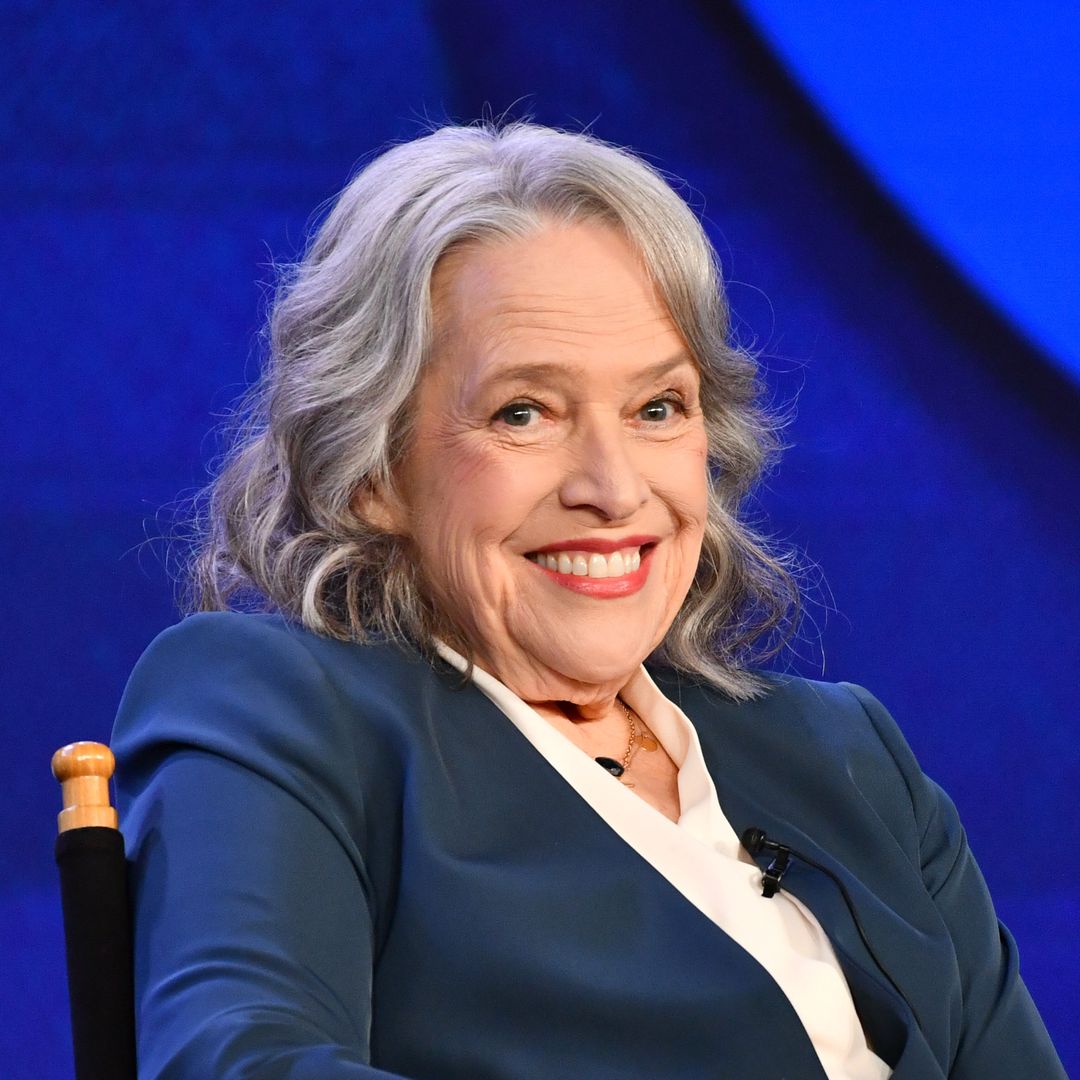 Kathy Bates, 77, showcases slim figure at Critics Choice Awards