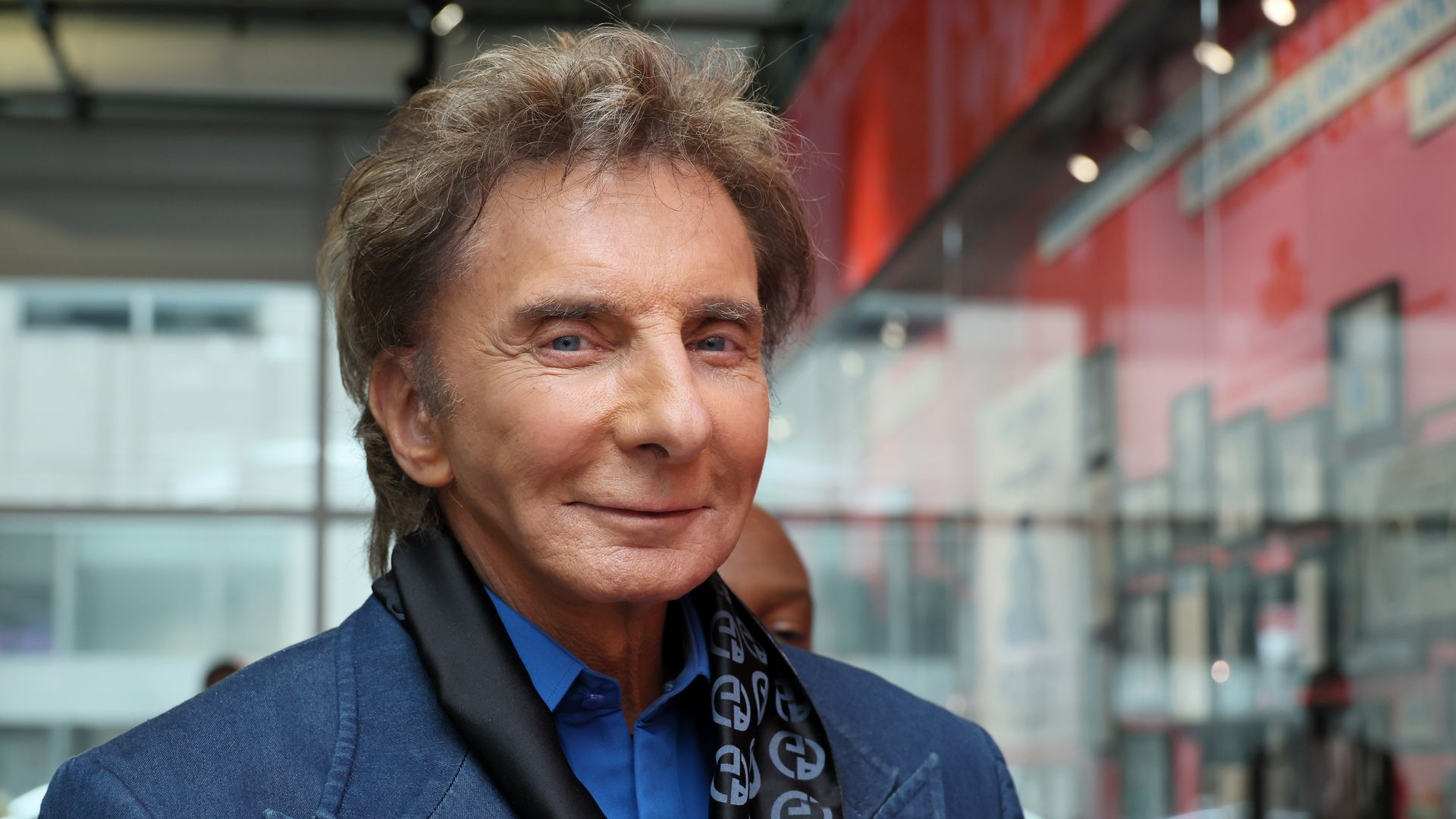 Barry Manilow shares health update after cancer diagnosis